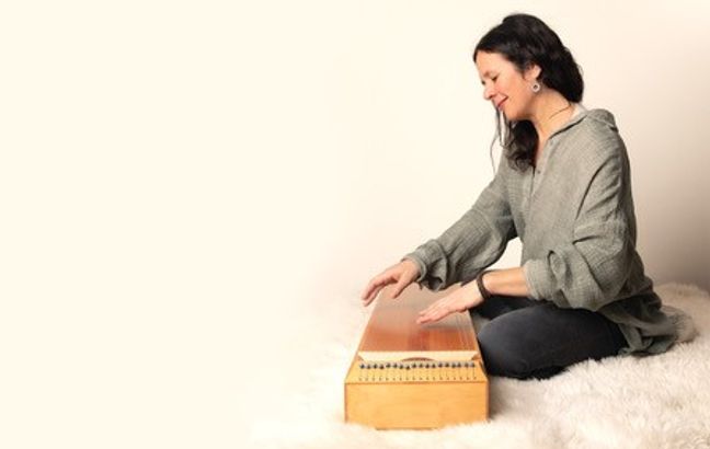 Achtsamkeitsbasierte rezeptive Musiktherapie bei Menschen mit Depression – Eine randomisiert kontrollierte Pilotstudie zur Evaluation der Herzratenvariabilität und Achtsamkeit